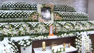 국민배우 안성기 별세…정부, 금관문화훈장 추서