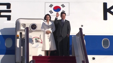 [현장영상] 이 대통령, 베이징에서 상하이로 이동…1호기 탑승