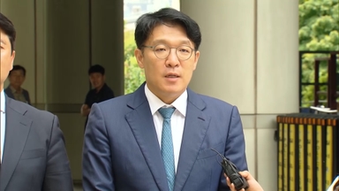 특검, '이우환 그림' 김상민에 징역 6년 구형