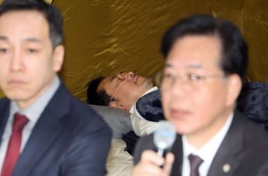 [영상] 송언석 “이재명식 출퇴근 단식 아니다. 쌍특검 수용하라”