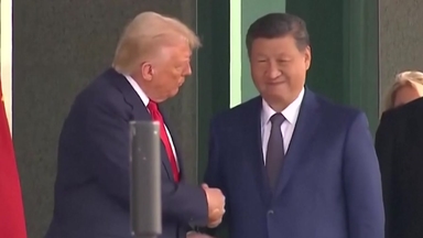 중국과 무역갈등 휴전한 미 "중국 반도체 추가관세 18개월간 보류"