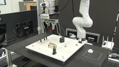 '움직이는 인공지능' 시대...로봇 친화도시 세운다