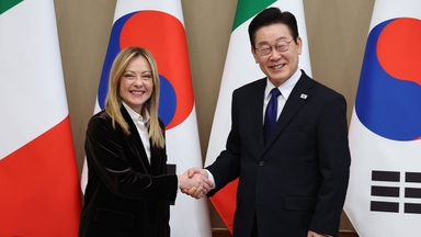 [현장영상+] 이 대통령, 멜로니 총리와 정상회담...첫 유럽 정상 방한