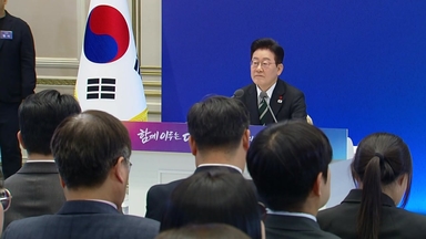 이 대통령, 미 반도체 관세 압박에 "심각하게 우려 안 해"