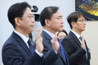 최악으로 치달은 쿠팡 청문회…국회·정부와 '정면충돌'[박지환의 뉴스톡]