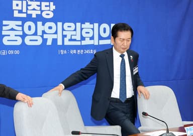 [속보] 민주 '정청래표' 1인1표제 중앙위서 부결