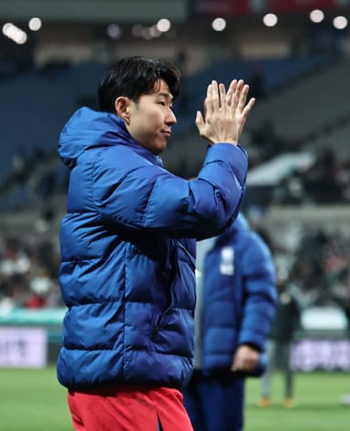 "손흥민 광고권 갖고 있다"···전 소속사 대표, 118억 사기 혐의 고소