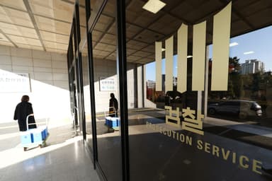 [단독] 檢, ‘밀가루 담합’ 송인석 대한제분 대표 등 5개사 압수수색···휴대전화 확보