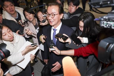 경찰 '통일교 의혹' 전재수 출국 금지