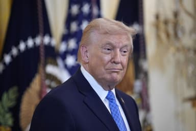 트럼프, 마두로 정권 테러단체 지정···제재 대상 유조선 봉쇄