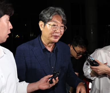 [속보] 경찰, ‘주식 차명거래’ 이춘석 의원 검찰 송치··· 100만 원 이상 경조사비 수수 의혹도