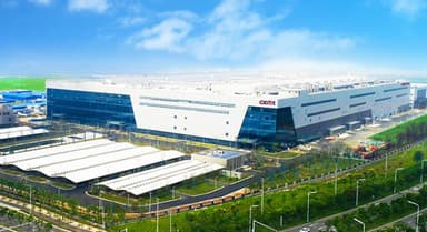 '11만전자' 삼성 기술 中에 빼돌린 일당 구속기소