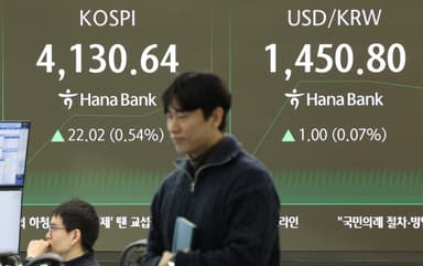 환율, 당국 개입 경계에 장중 25원 급락···1440원대 마감 [김혜란의 FX]