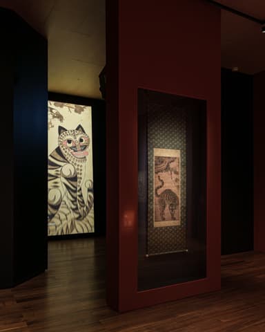 K컬처 인기 잇는 다음 주자는 K전시···국중박 이어 이랜드, 삼성, 대림 전시에도 사람 몰린다