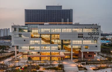 카카오, 정부 'GPU 확보 사업' 연내 목표 초과 달성···"AI 3대 강국 지원"