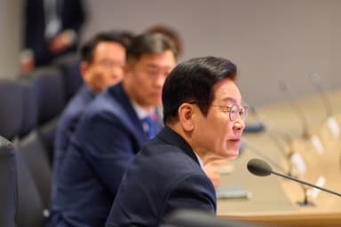 이재명 대통령, 中 국빈방문···형지엘리트 상한가·그룹주 동반 강세 [줍줍 리포트]