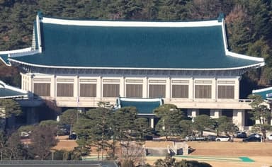 靑 “관세합의 이행 의지 美에 전달…차분히 대응할 것”