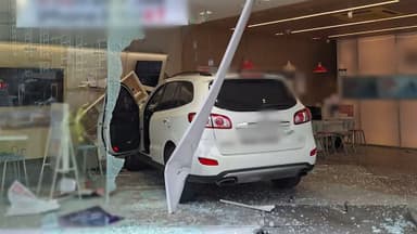 경남 양산서 SUV가 상가 돌진…1명 경상