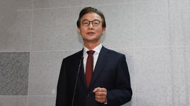 [속보] 경찰, '통일교 금품 의혹' 전재수 내일 소환 통보