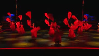 "잡귀야 물러가라"…무대 위 특별한 송구영신