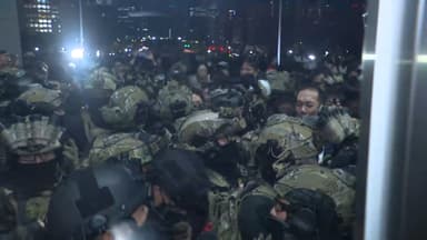 국방부 헌법존중TF, '계엄버스' 10여명 징계 요구