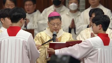 [현장연결] 서울 명동성당 '성탄 대축일 밤미사' 진행