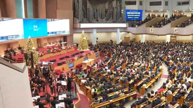 "가장 낮은 곳에 위로를"…온기 가득한 성탄