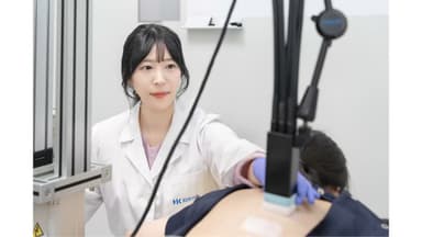 [비즈&] 한국콜마, 자외선차단제 국제성적서 발급자격 첫 획득 外