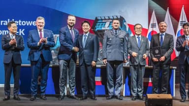 연말까지 방산수출 쾌거…폴란드와 다연장로켓 5.6조원 계약