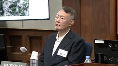 尹 '불법 여론조사 수수' 재판 27일 시작