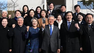 문재인 "내란 청산 현재 진행형…지방선거에서 심판"