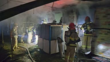 공주 돼지농장 화재로 56마리 폐사…1억 원 피해