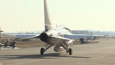 공군 T-50 항공기 비상착륙 중 전복…조종사 2명 무사