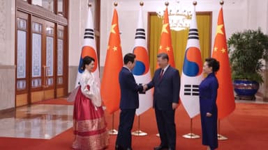 [현장영상] 이 대통령, 한중정상회담 열린 인민대회당 도착