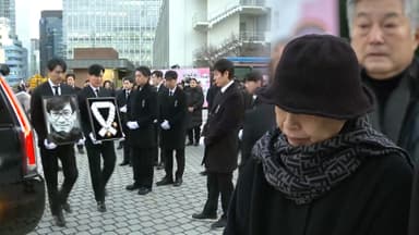 국민배우 안성기 추모미사…배우들 눈물 속 배웅