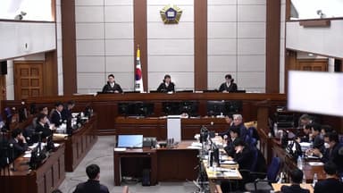 '침대 변론' 제지 안 한 재판부…내일 결심은?