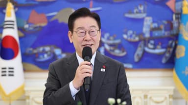 이 대통령, 검찰개혁법 "당 의견 수렴"…민주 "수사·기소 분리"