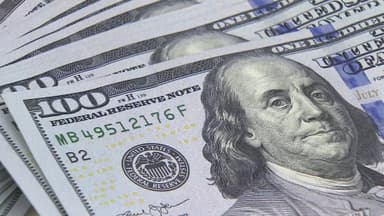 당국 개입 뒤 환전 급증…'달러 사재기' 열풍