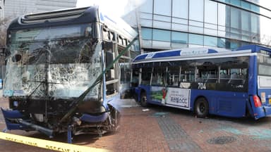 서대문역 버스 돌진 13명 중경상…브레이크 고장 주장