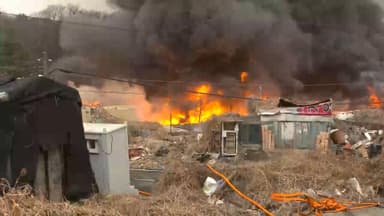 강남 구룡마을 화재…'다닥다닥' 구조 불길 키워