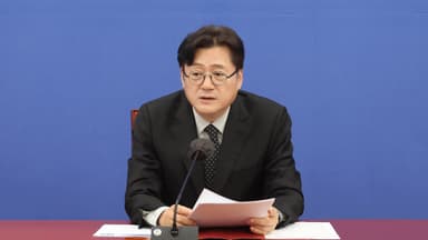 이 대통령, 신임 靑 정무수석에 홍익표 임명