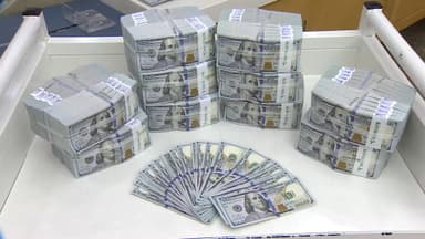 韓 환리스크 달러자산, 외환시장 25배…IMF "충격에 취약" 경고