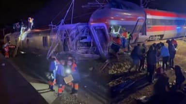 스페인서 고속열차끼리 정면충돌…120여명 사상