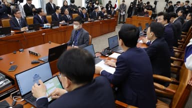 [속보] 이혜훈 인사청문 국회 재경위 정회