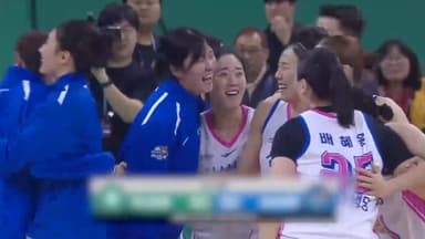 삼성생명, '선두' 하나은행 7연승 저지…2점차 신승