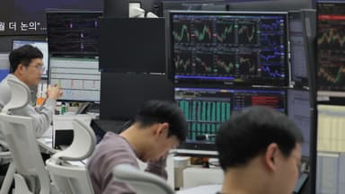 [속보] 코스닥 1,000선 돌파…코스피 강보합