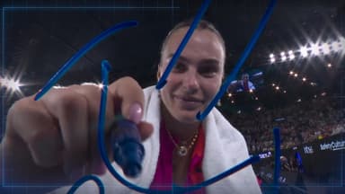 [오늘의 영상] 사발렌카, 호주오픈 4강 선착 후 '메롱'