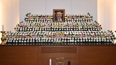 故 이해찬 장례 이틀차...비통함 속 추모의 발길