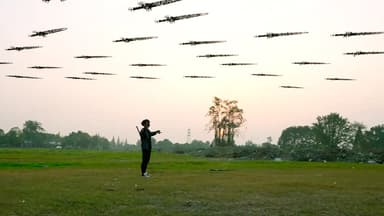 “무협 판타지가 현실로”…수십개 '비행검' 자유자재 조종