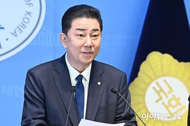 '김병기 부인 법카 의혹' 덮은 경찰…17개월만에 재수사